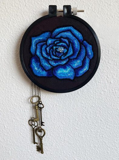 Untitled 4 inches in diameter.